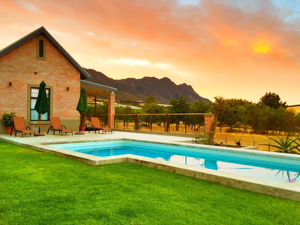 Vineyard Views Country House Riebeek-Kasteel Esterno foto